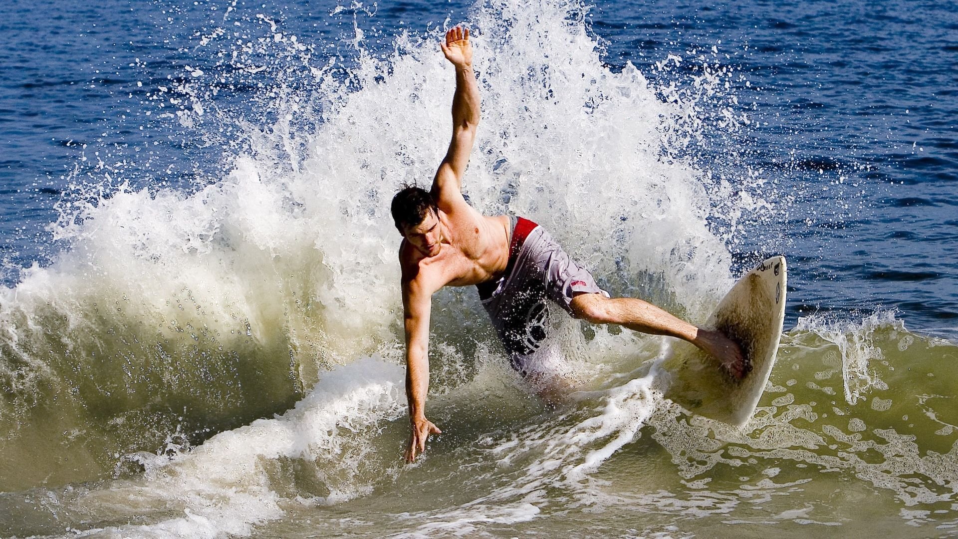 德甲精彩场次，数据背后隐藏的战术思路与应变能力，德甲赛制介绍