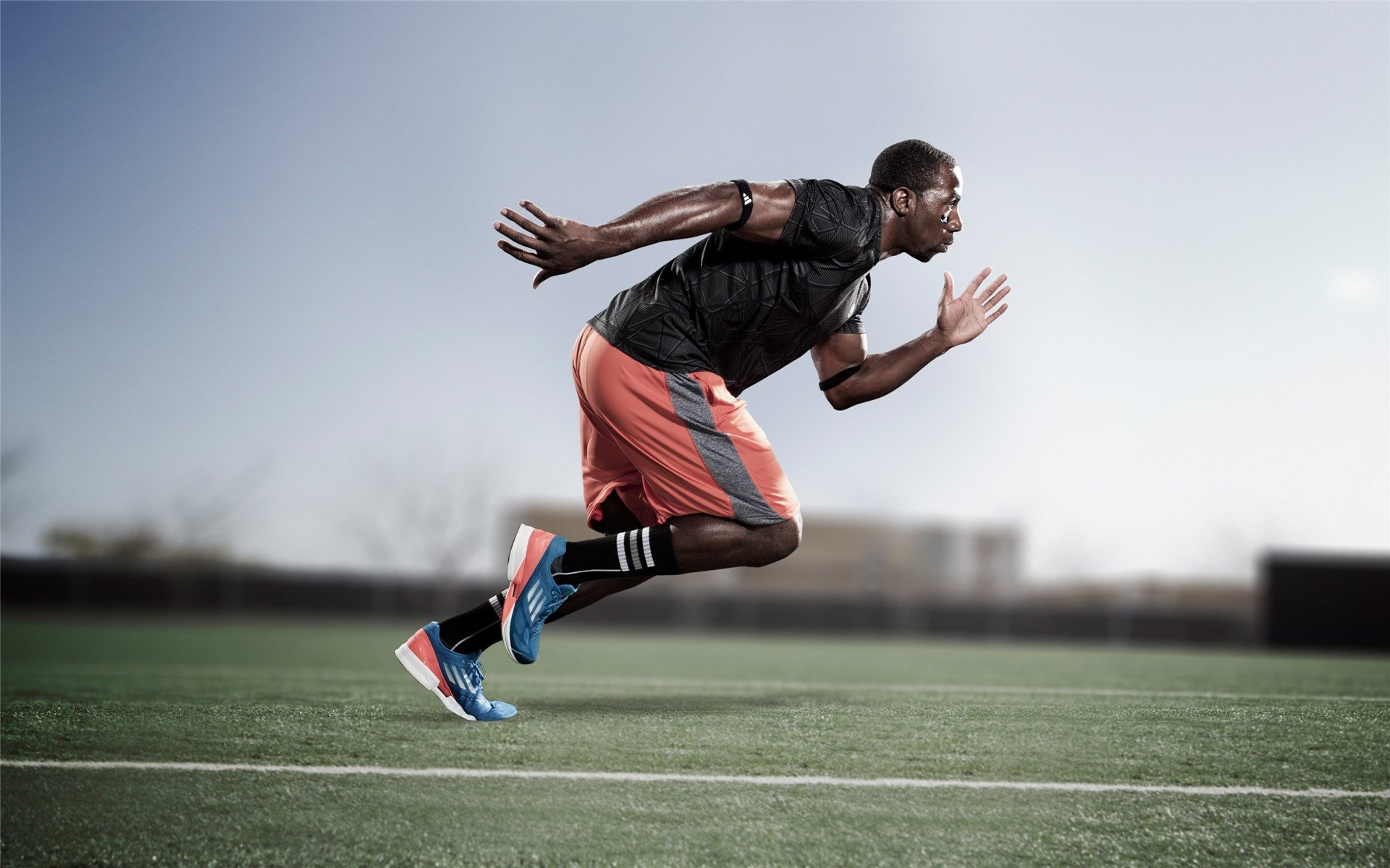 APP下载 LY Sports-意甲引领欧洲战术潮流，注重控球与压迫，意甲用球2020